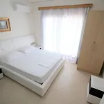 Klajdi Lägenhet Sarandë