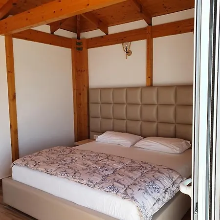 Apartman Klajdi Saranda