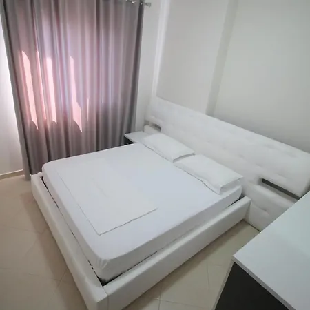 Klajdi * Sarandë