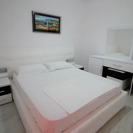 Apartment Klajdi *
