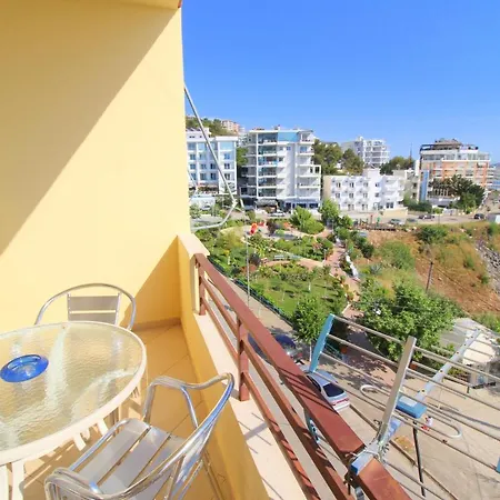 Apartamento Klajdi