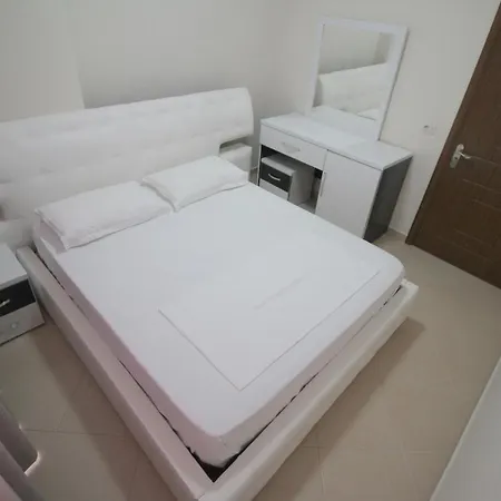 Apartment Klajdi *
