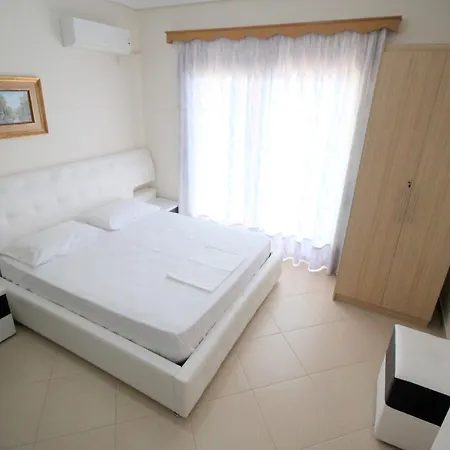 Klajdi Lejlighed Sarandë