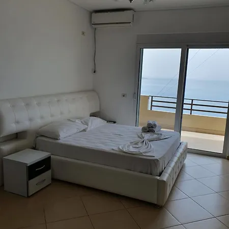 Klajdi Apartamento Sarandë