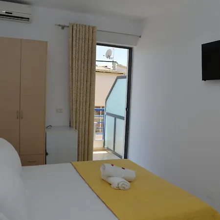 Klajdi Apartamento *