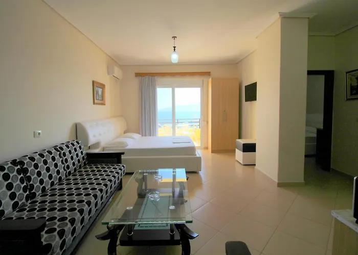 Klajdi 公寓 Sarandë