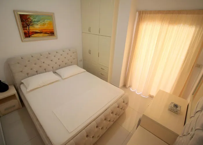 Klajdi 公寓 Sarandë