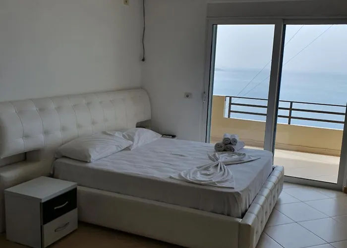 Klajdi 公寓 Sarandë